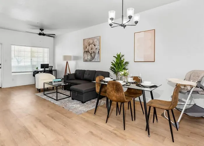 Apartment Sleek 2br-pool, Yoga Rm, Gym, Cabanas, Bbq,prkng *